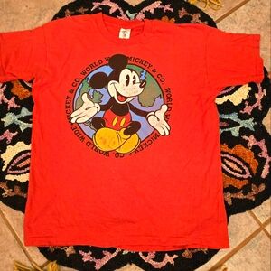 🔥🔥Vintage Single Stitch Made In USA Red Mickey Mouse Graphic T-Shirt🔥🔥